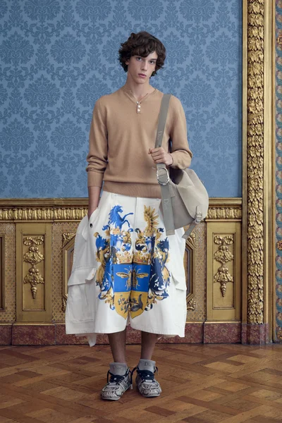 Look 8